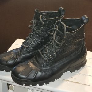 Gucci Duck Boots